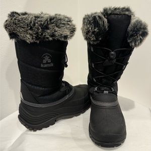 Kamik girls winter boots, size 3